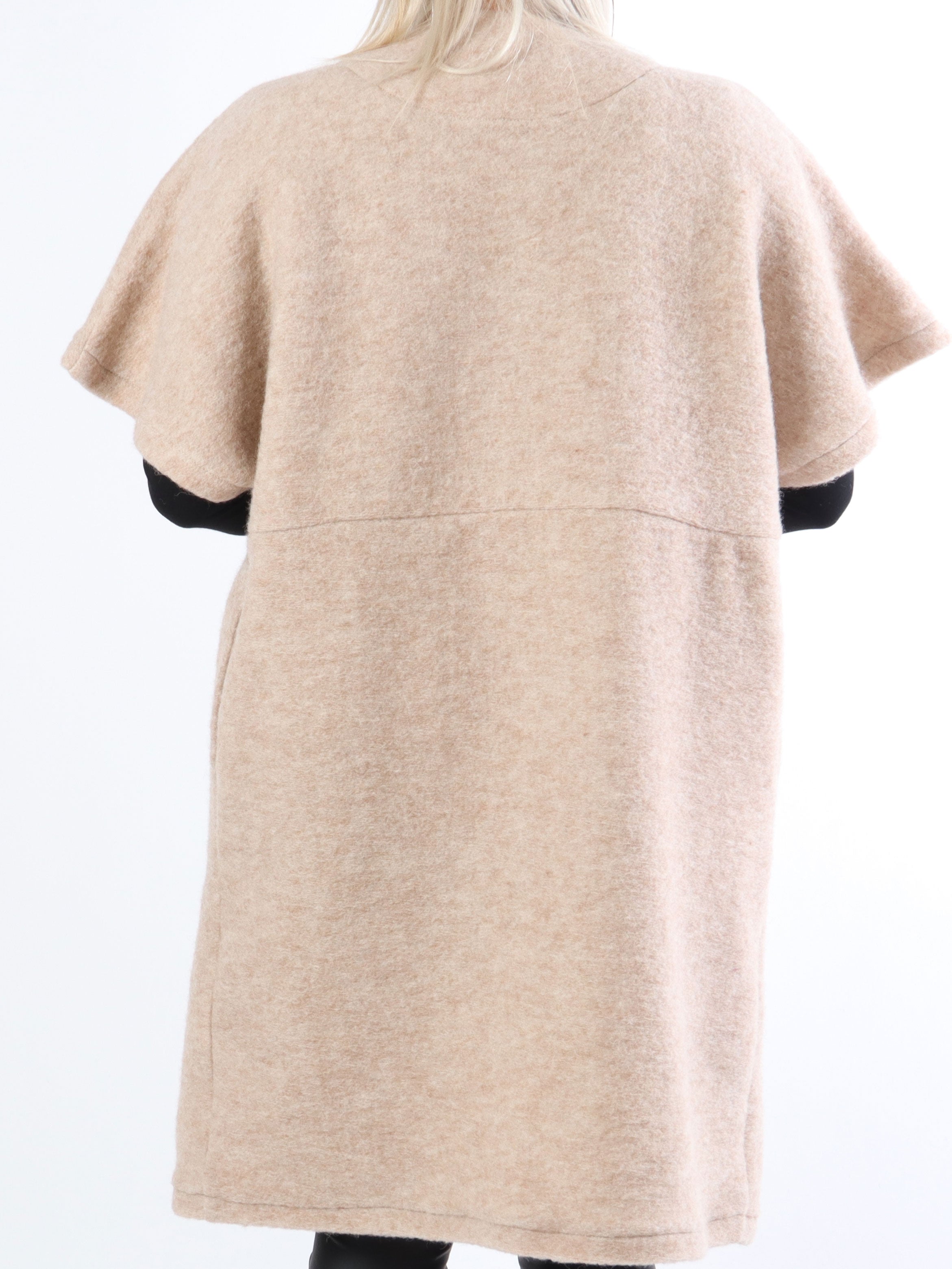 Bianca - Mjuk varm väst med knappar - Grey